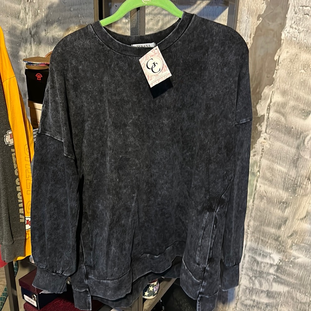 Zenana long sleeve top with pockets